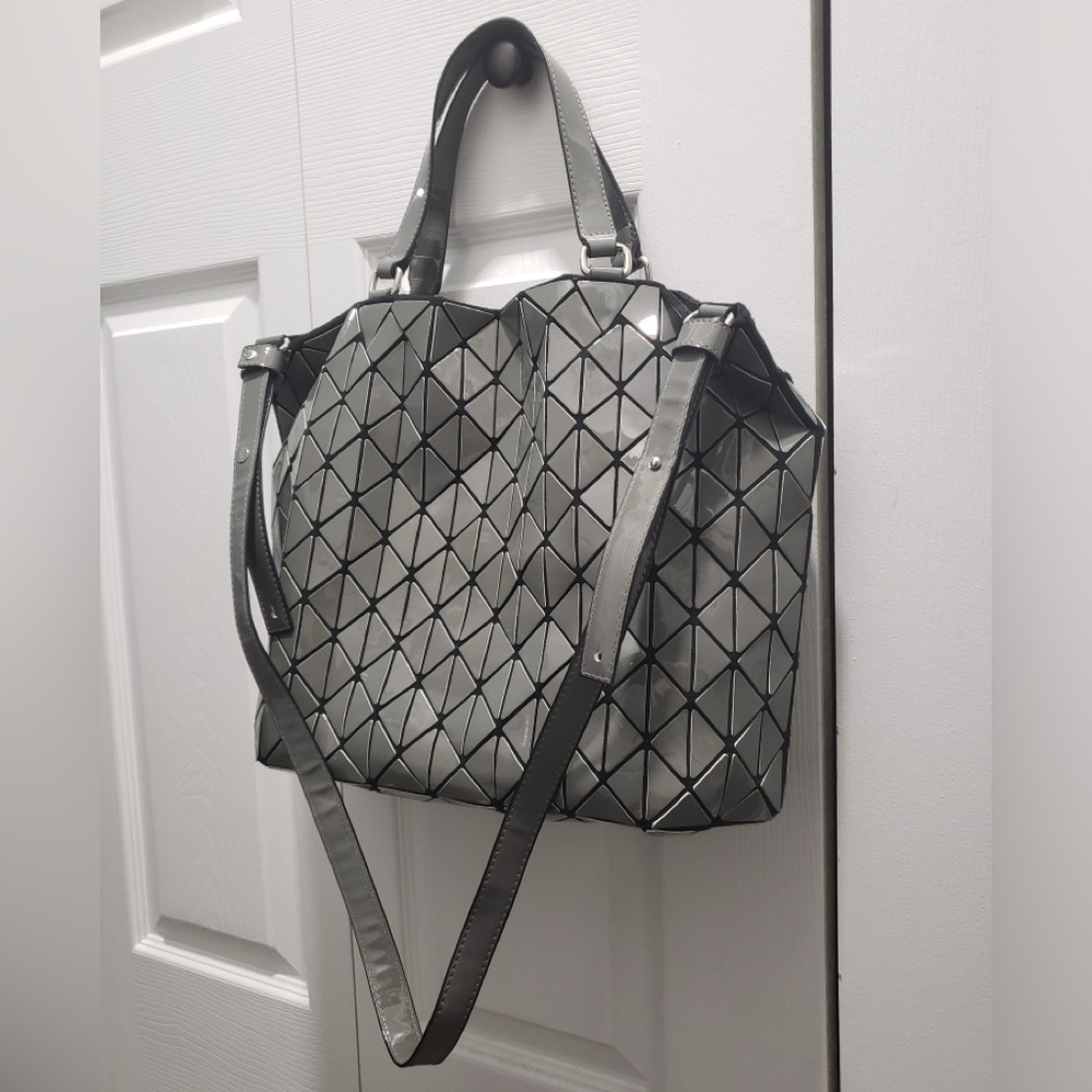 Metallic Geometry Bag - Picture 7 of 16